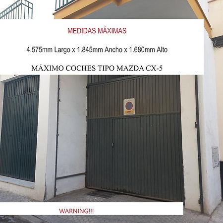 Azahar Metropol Parasol, Parking Gratis Para Coches Medianos Севилья Экстерьер фото
